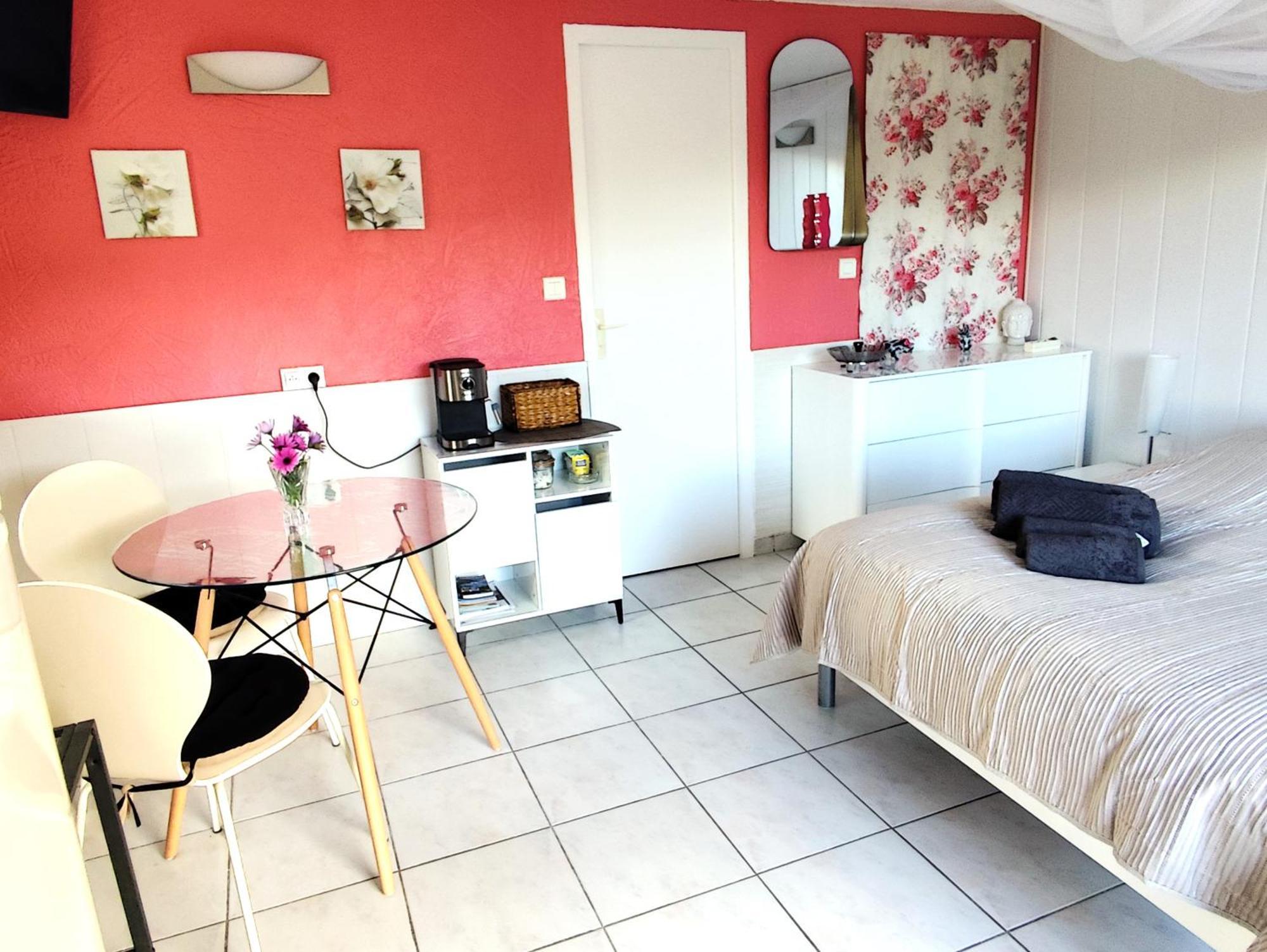 Studio Le Romantique A 20 Kms De Nice Bendéjun Екстериор снимка